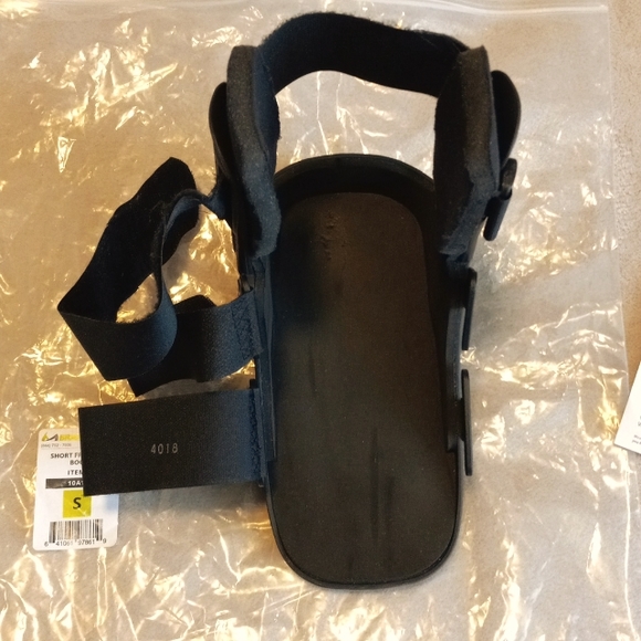 Short Fracture Boot - Picture 2 of 12